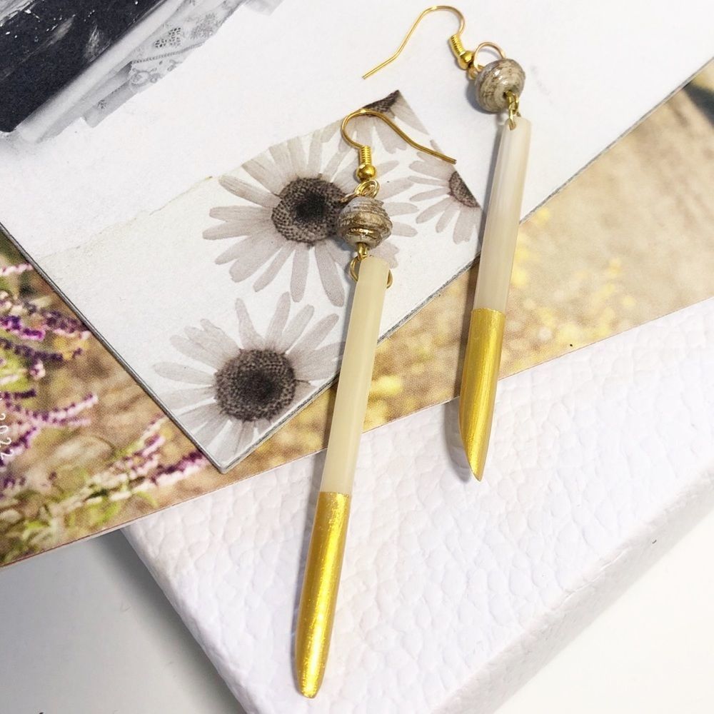 NEW BOHO BEADED LINEAR DROP POST EARRINGS OS